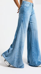 Light Flare Jeans
