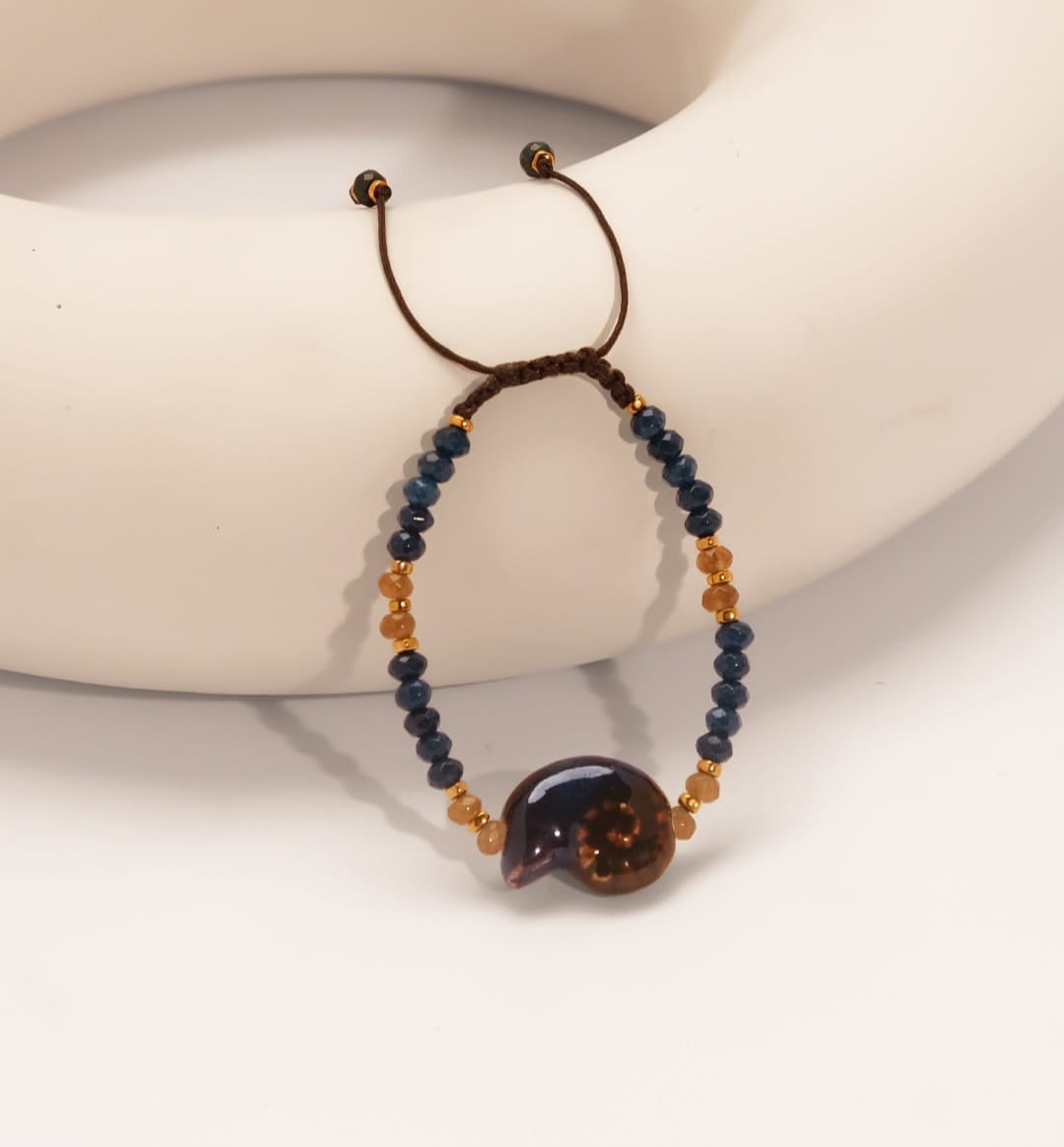 The Amber Seashell Bracelet