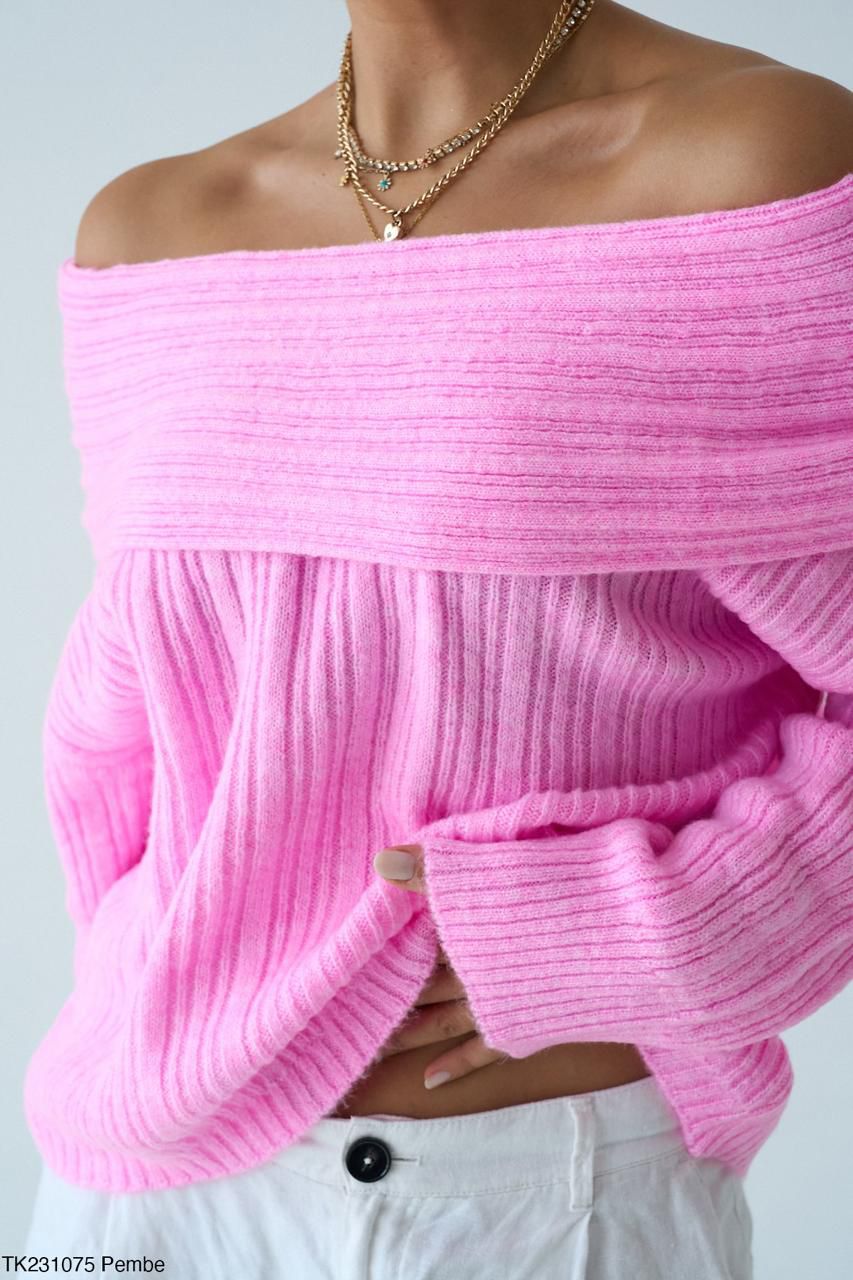 Off shoulders hot pink pull